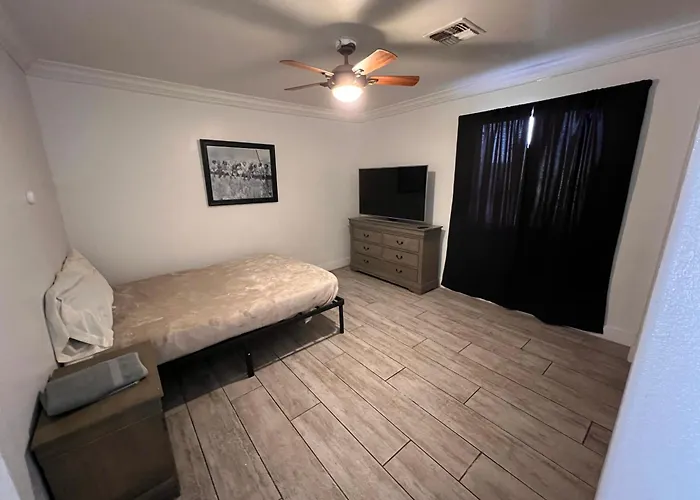 Downtown Secluded 3 Phoenix